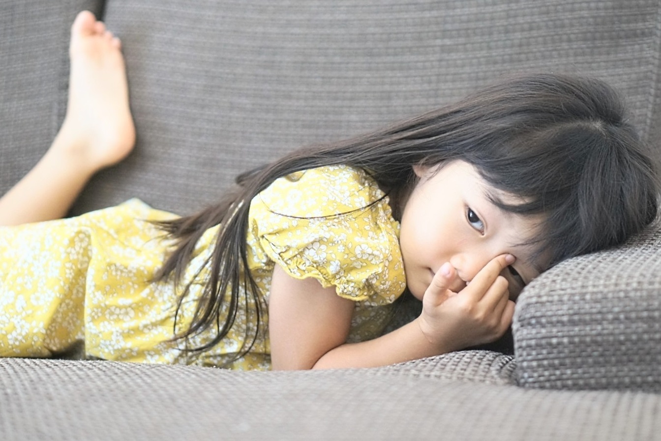 子供の夜更かしは発達に悪い？睡眠不足による影響を解説